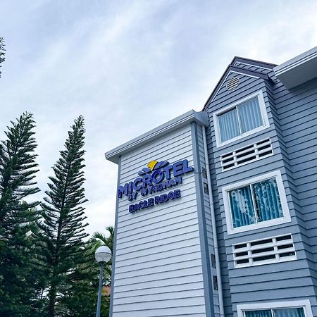 Microtel By Wyndham Eagle Ridge General Trias  Екстер'єр фото