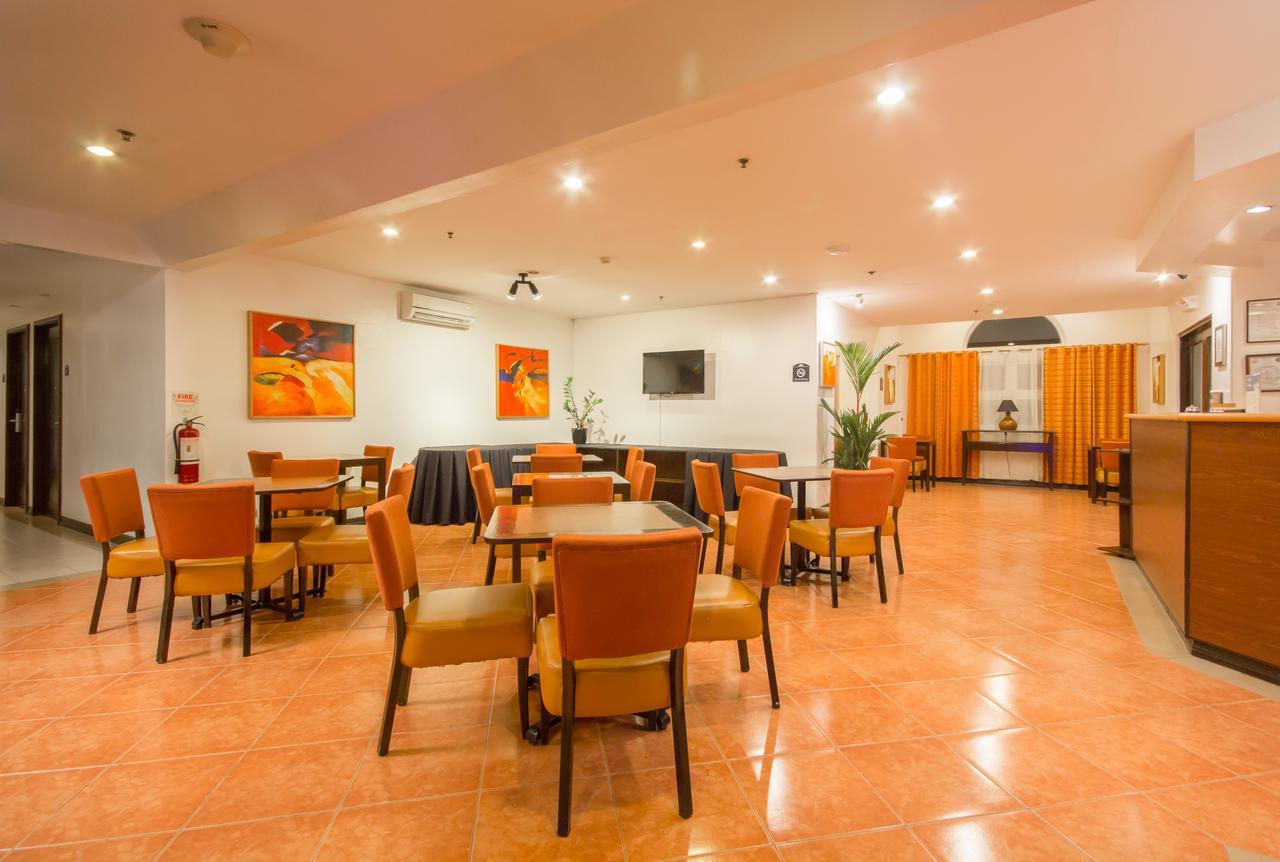 Microtel By Wyndham Eagle Ridge General Trias  Екстер'єр фото